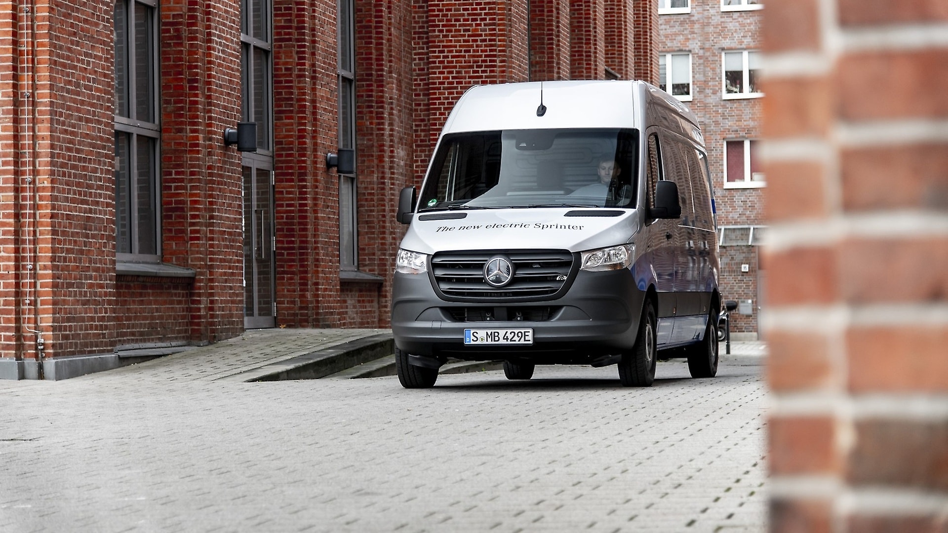 The new Mercedes-Benz eSprinter.