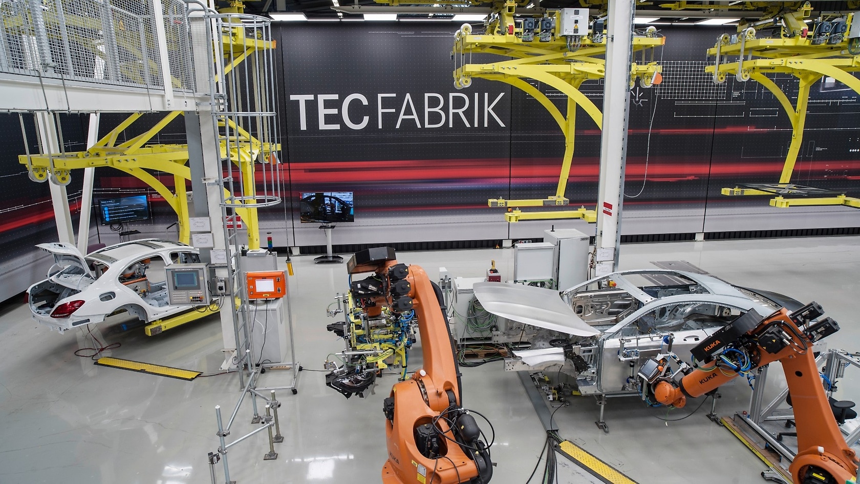Sindelfingen: Mercedes-Benz tests new production concepts and ideas in the TecFactory.