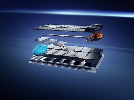 Mercedes-Benz will be the first partner to receive battery cells from the new Hungarian CATL plant with the largest initial order volume.