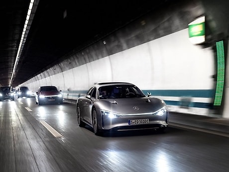 Der Technologieträger VISION EQXX von Mercedes-Benz hat seine herausragende Reichweite und Effizienz auf den Straßen Europas bewiesen.