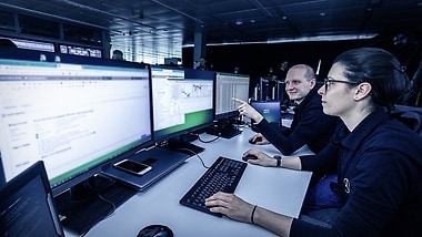 Die Fahrt wurde aus dem Electric Software Hub im Mercedes Technology Center (MTC) in Sindelfingen überwacht und analysiert.
