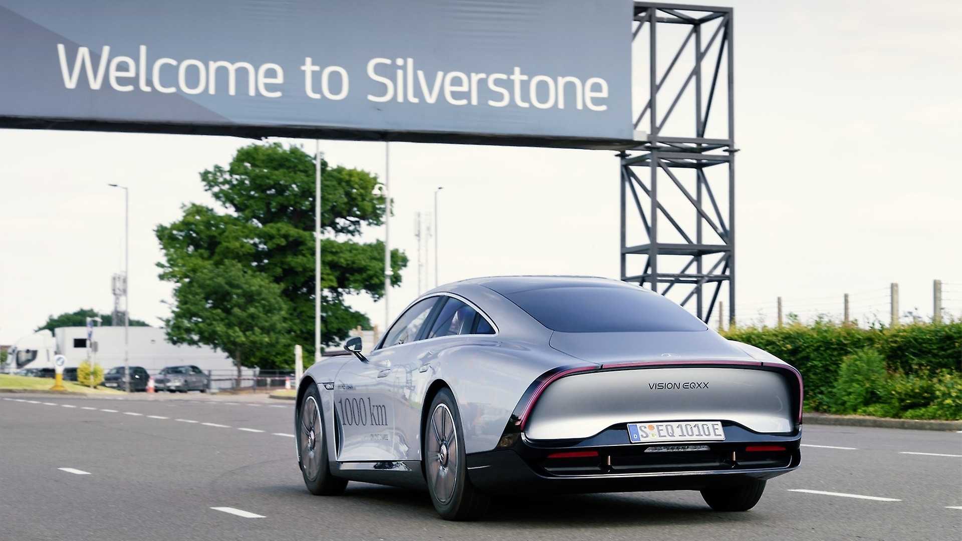 VISION EQXX Ankunft in Silverstone.