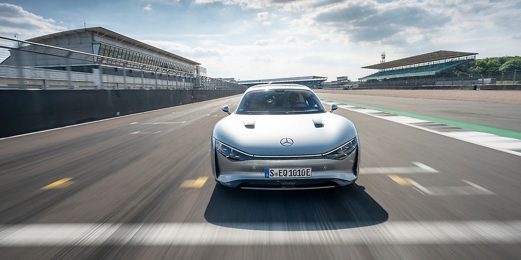 June 23, 2022 -   The journey continues: the most efficient Mercedes-Benz ever built demonstrates even greater efficiency of 8.3 kWh/100 km and impres