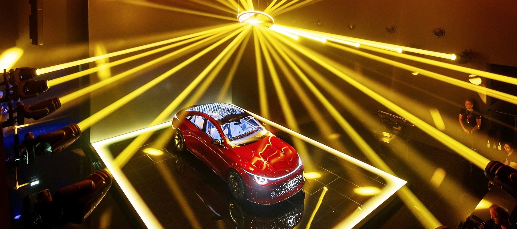 Weltpremiere des Concept CLA Class.