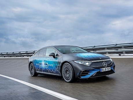 Testfahrt: EQS mit Festkörperbatterie.