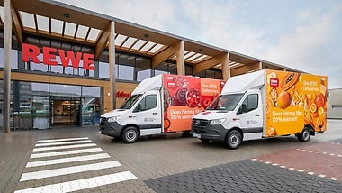 Freshly charged: 64 Mercedes-Benz eSprinter with box body for the REWE delivery service in Germany.