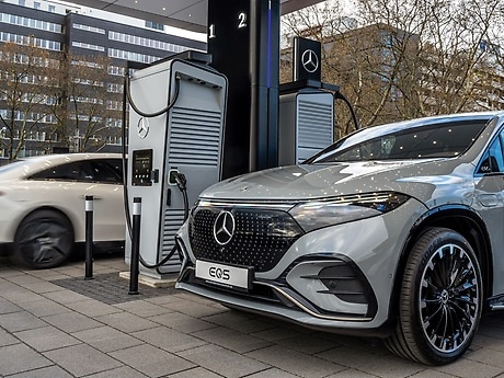 Mercedes-Benz Charging Hub in Mannheim.
