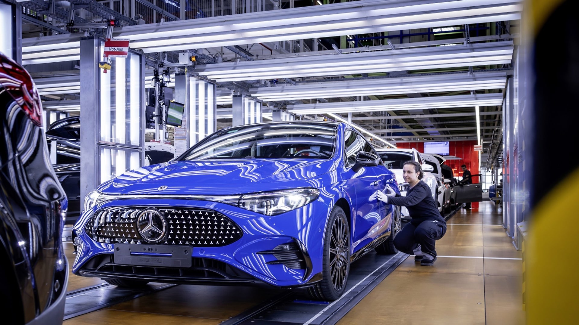 In the production of the new CLA, the Mercedes-Benz Operating System (MB.OS) is being used for the first time in series production.