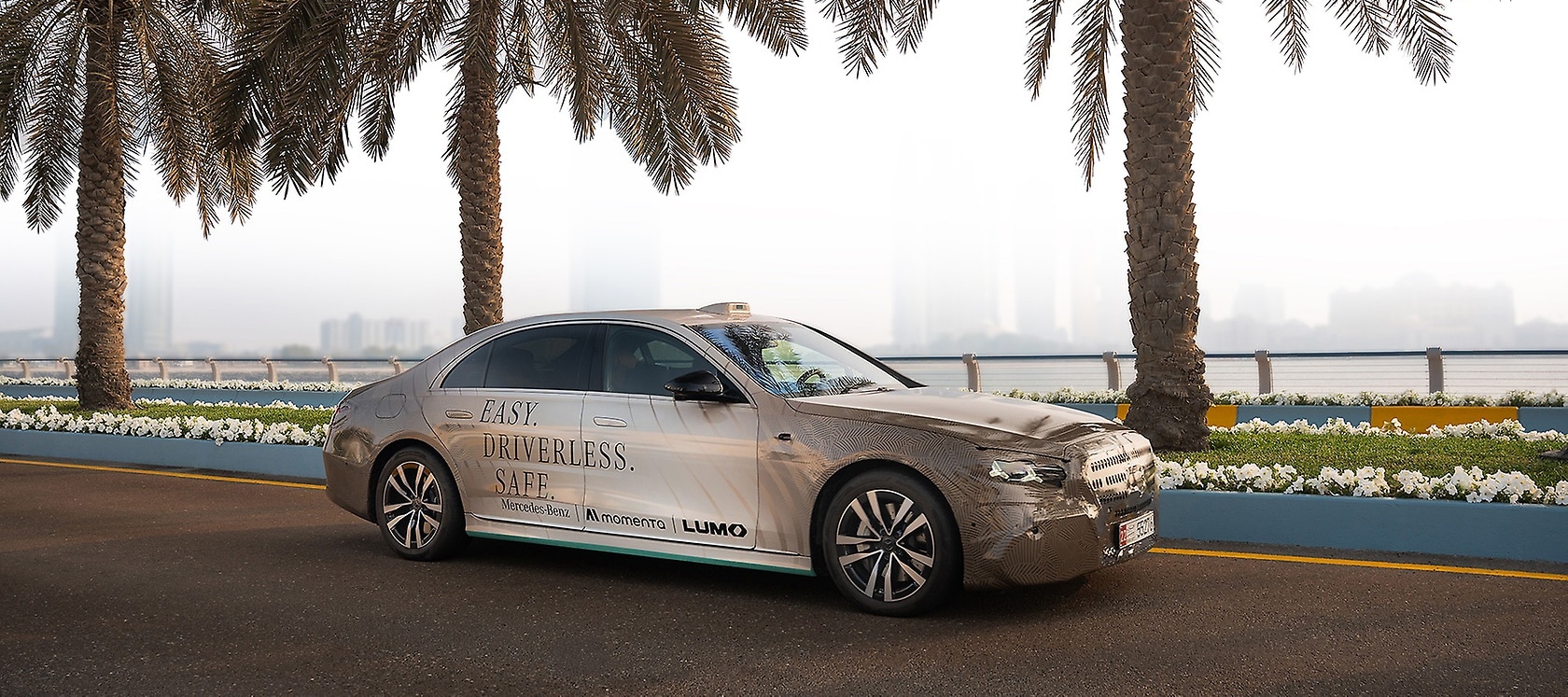 Mercedes-Benz und Momenta arbeiten zusammen, um ein Robotaxi-Erlebnis auf Basis der neuen S Klasse zu entwickeln.