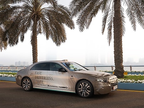 Mercedes-Benz and Momenta are collaborating to develop a Robotaxi experience based on the new S-Class.