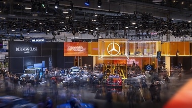 Auf der CES 2024 präsentiert Mercedes-Benz eine Reihe bahnbrechender digitaler Fortschritte, die das Kundenerlebnis verändern werden – im Fahrzeug und darüber hinaus. 