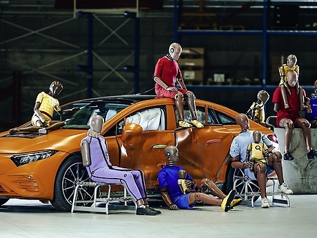 Mercedes-Benz uses more than 120 female and male dummies of around 20 different types in the crash tests.