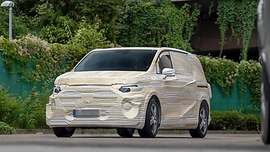 Mercedes-Benz Vans and the next stage of its electrification strategy: The first prototypes with VAN.EA are now on public roads.