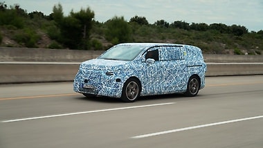 With up to eight seats, the VLE portfolio will range from flexible vehicles for families and leisure active customers, to exclusive VIP shuttles.