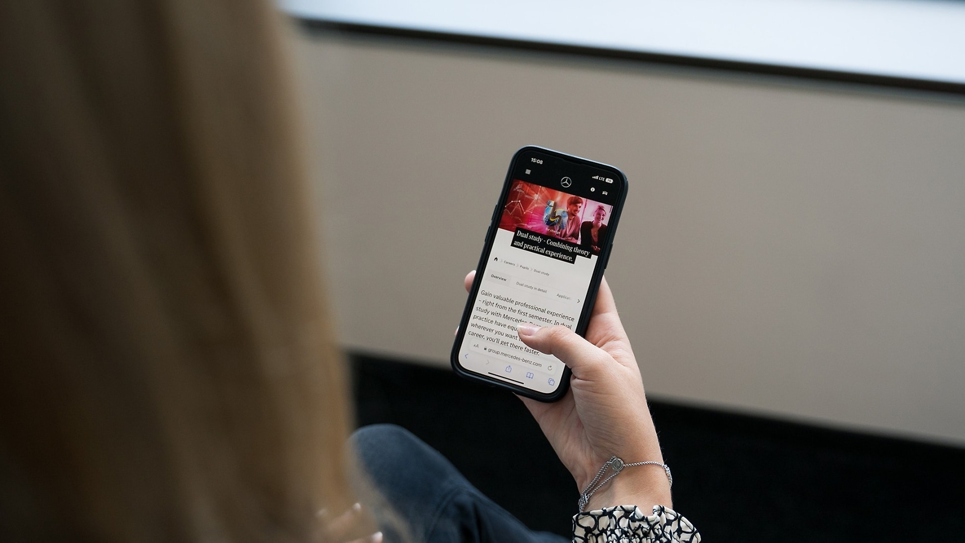 On the career website, students can find all the information about a dual study program.