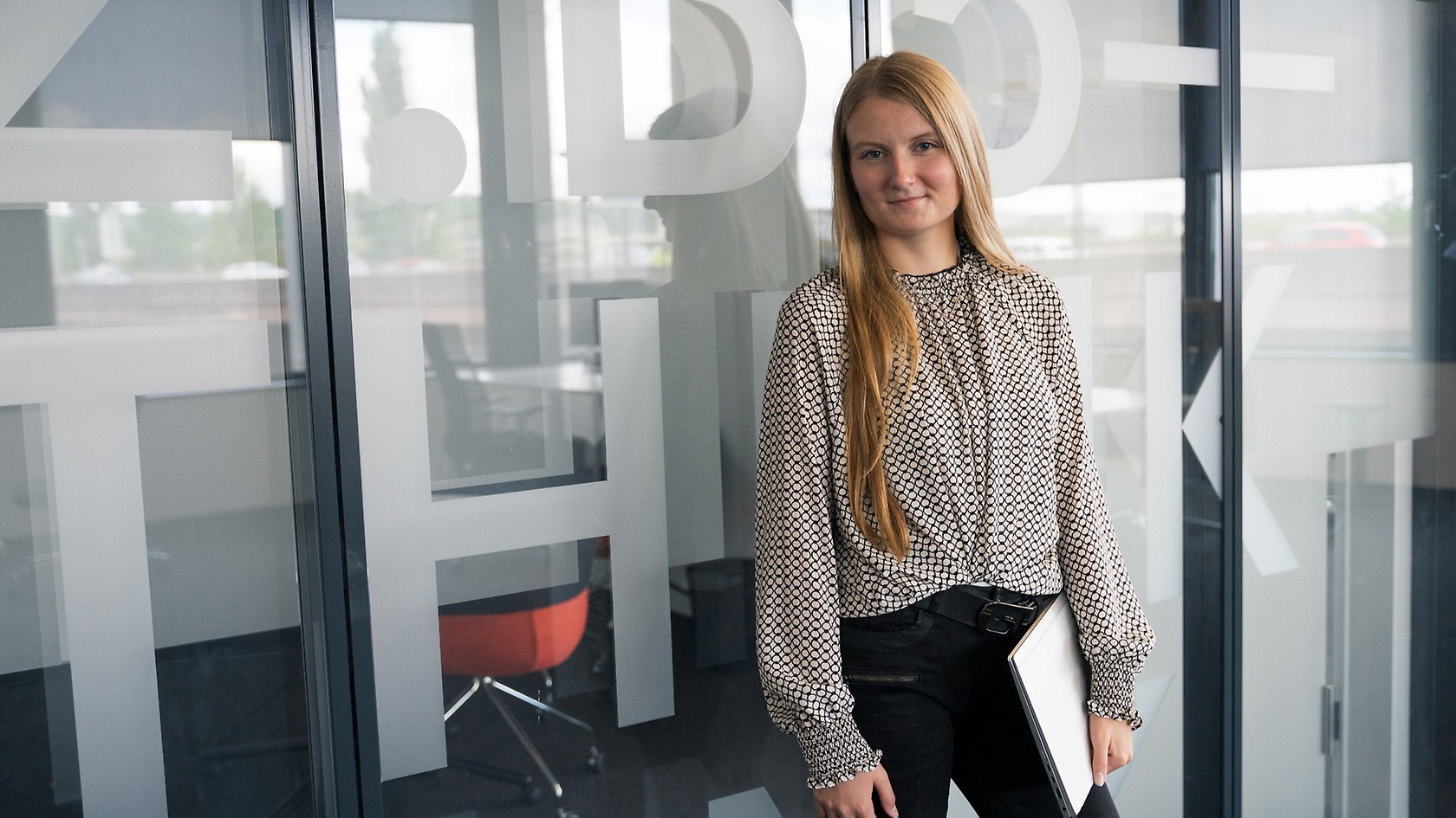 Interview | Dual study programme business informatics | Mercedes-Benz ...