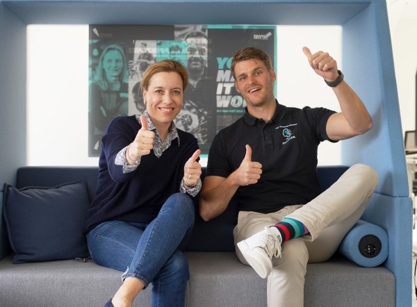 Patrick supports our top management in the field of AI through „reverse mentoring“ – in this case, Sabine Scheunert (Vice President Digital & IT Sales/Marketing Mercedes-Benz Cars)