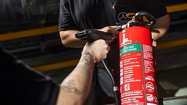 Prüfung und Wartung von Feuerlöschern