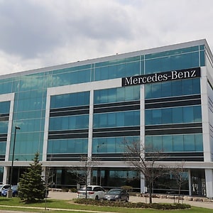 Mercedes-Benz Financial Services Canada Gebäude