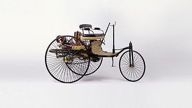 Der originale Benz Patent-Motorwagen aus dem Jahr 1886 – das erste Automobil der Welt.