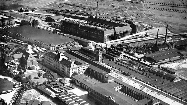 Aerial view of the Berlin-Marienfelde plant.