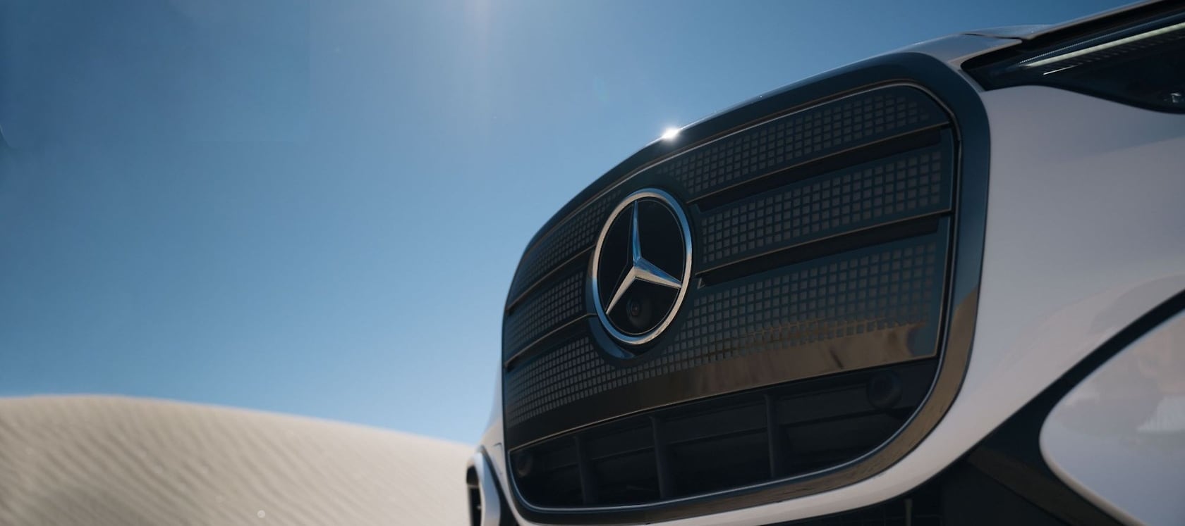 Ikonischer Grill des Mercedes-Benz GLC.