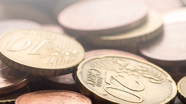 At ProCent, around 77,000 Mercedes-Benz employees donate the cents of their net salary to a good cause every month.