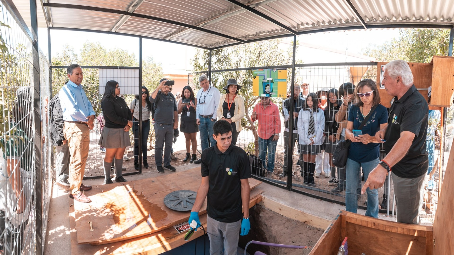 Opening of the water recycling plant at Likan-Antai School, San Pedro (March 12, 2024). The plant has a monthly recycling capacity of approx. 17,000 liters of water (Photo: GIZ).