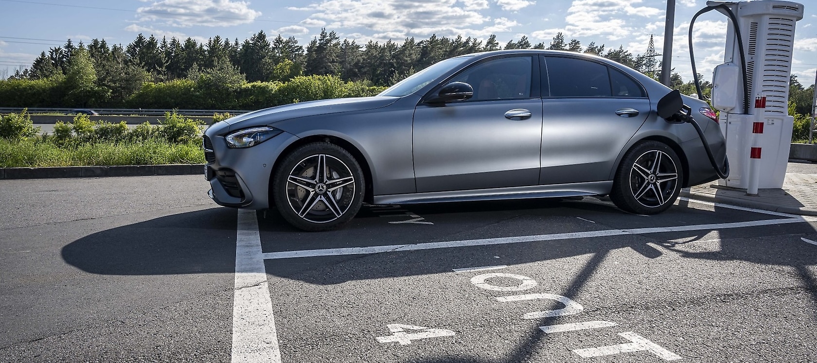 Mercedes-Benz C 300 e Plug_in_Hybrid.