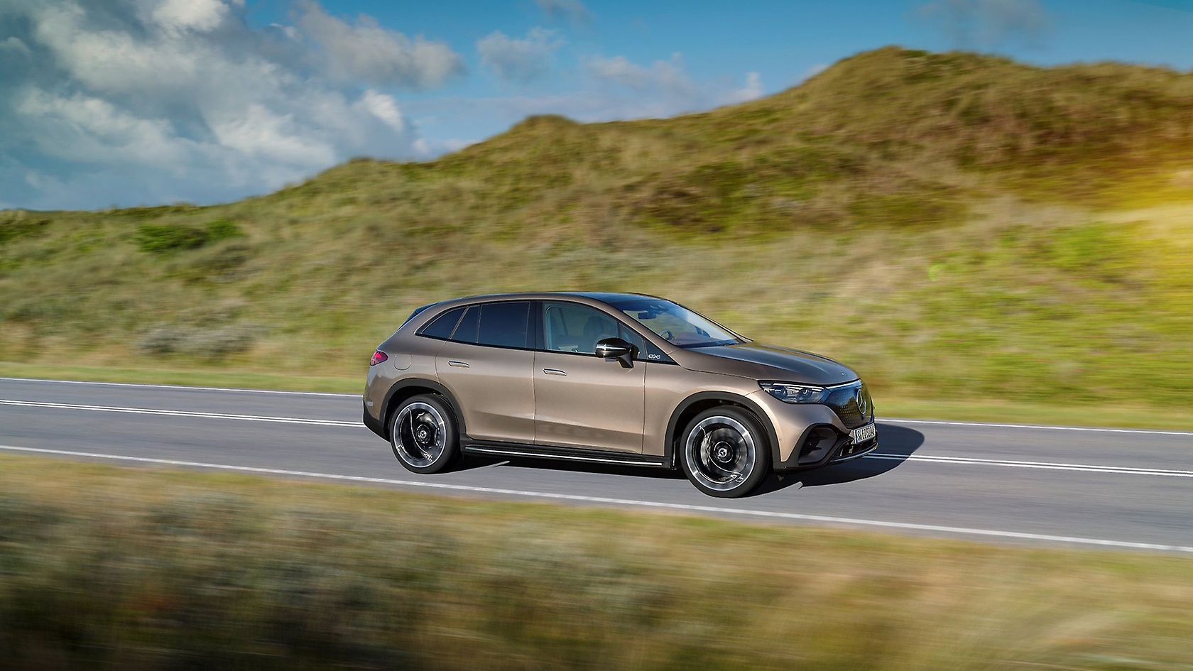 Mercedes-Benz EQE SUV.