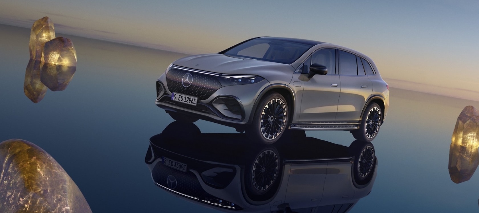 Mercedes-Benz EQS 450+, Electric Art Line, diamantweiß bright, EQS 450+ (WLTP: Stromverbrauch kombiniert: 23,0 18,6 kWh/100 km; CO2-Emissionen kombiniert: 0 g/km).