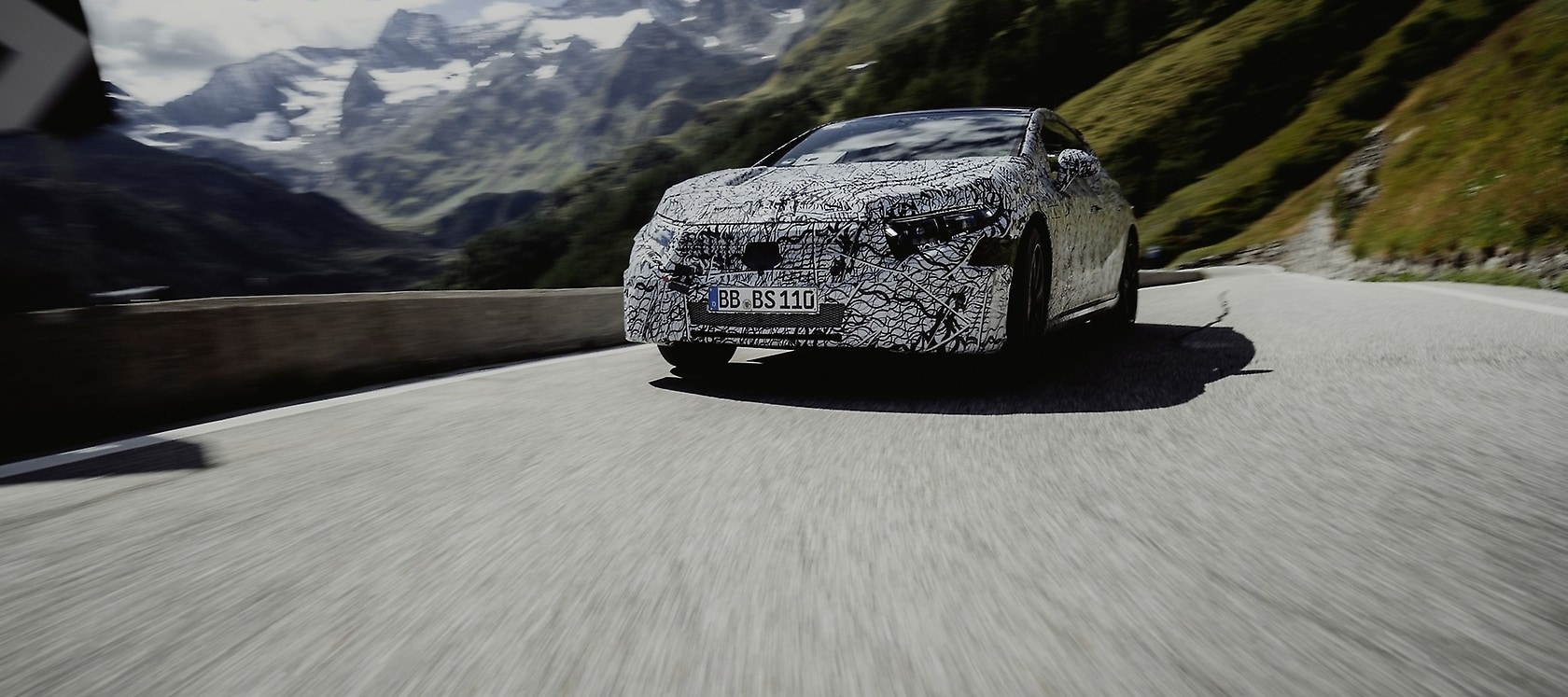 Mercedes-Benz EQS Sommererprobung.