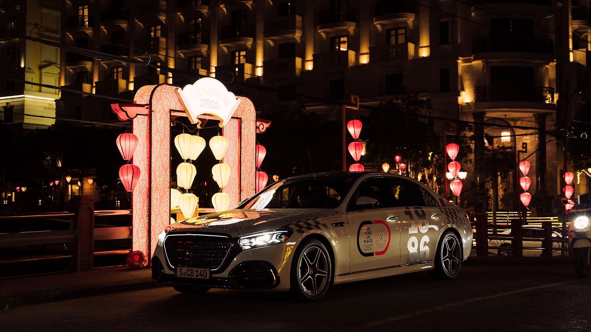 Still in Vietnam, the S-Class drives through breathtaking stops in Hoi An and Da Nang.
