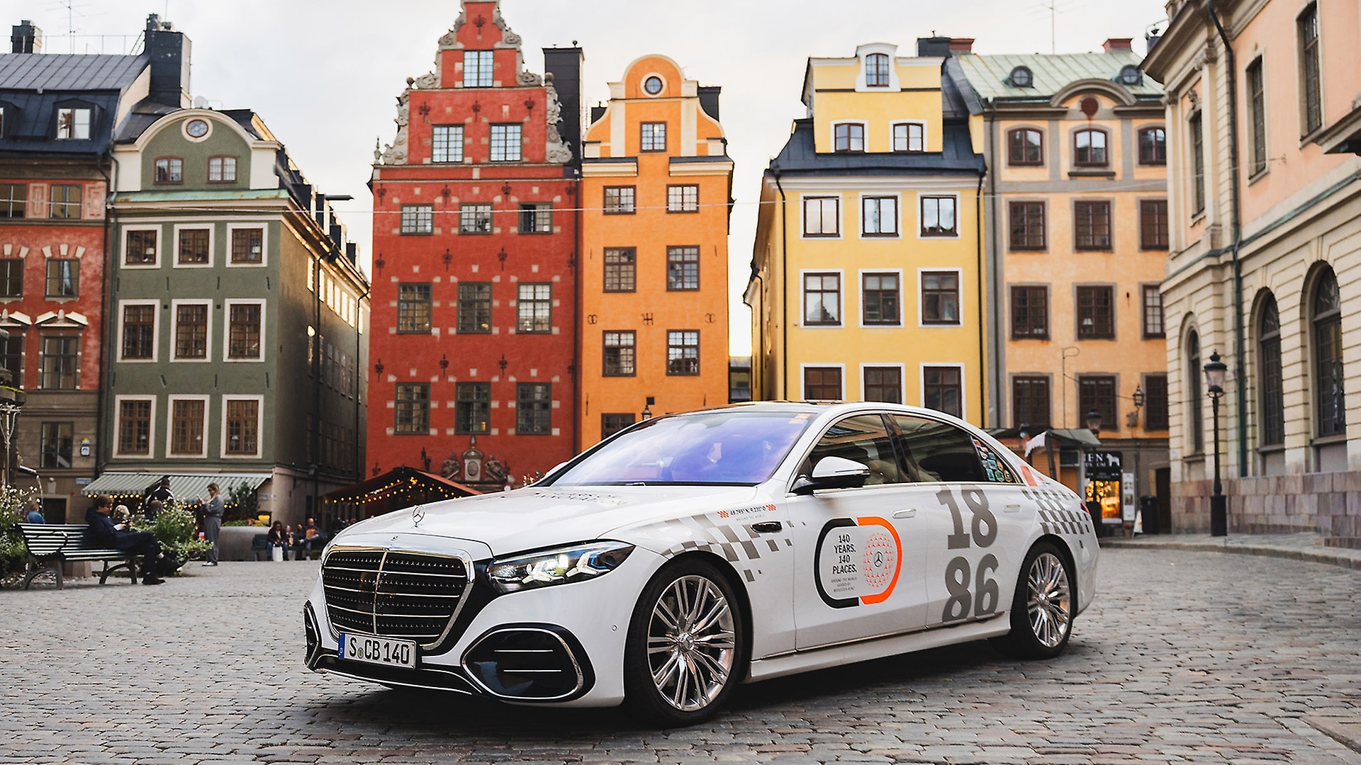 Fotostopp in der historischen Altstadt von Stockholm, Schweden.