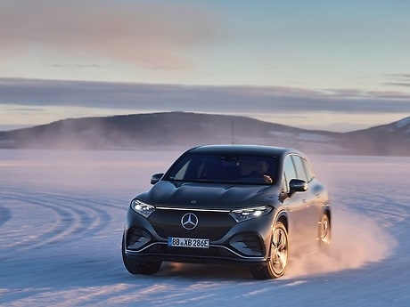 Mercedes-Benz im Winter.