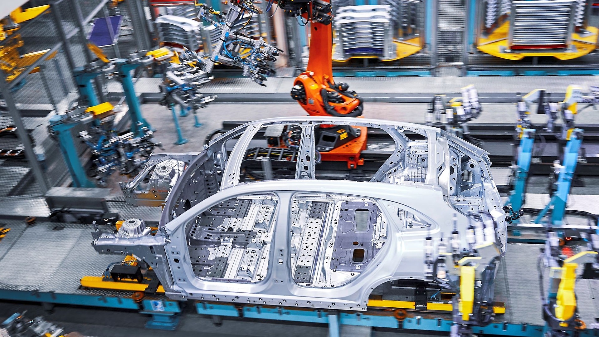 A glimpse into production at the Mercedes-Benz plant Bremen
