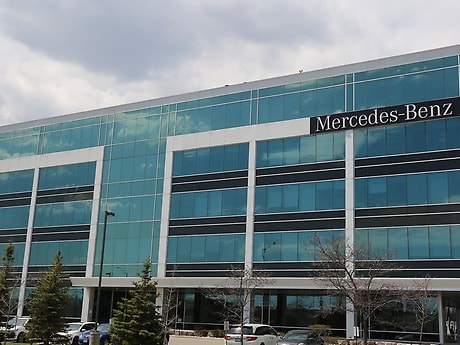 Mercedes-Benz Financial Services Canada Gebäude