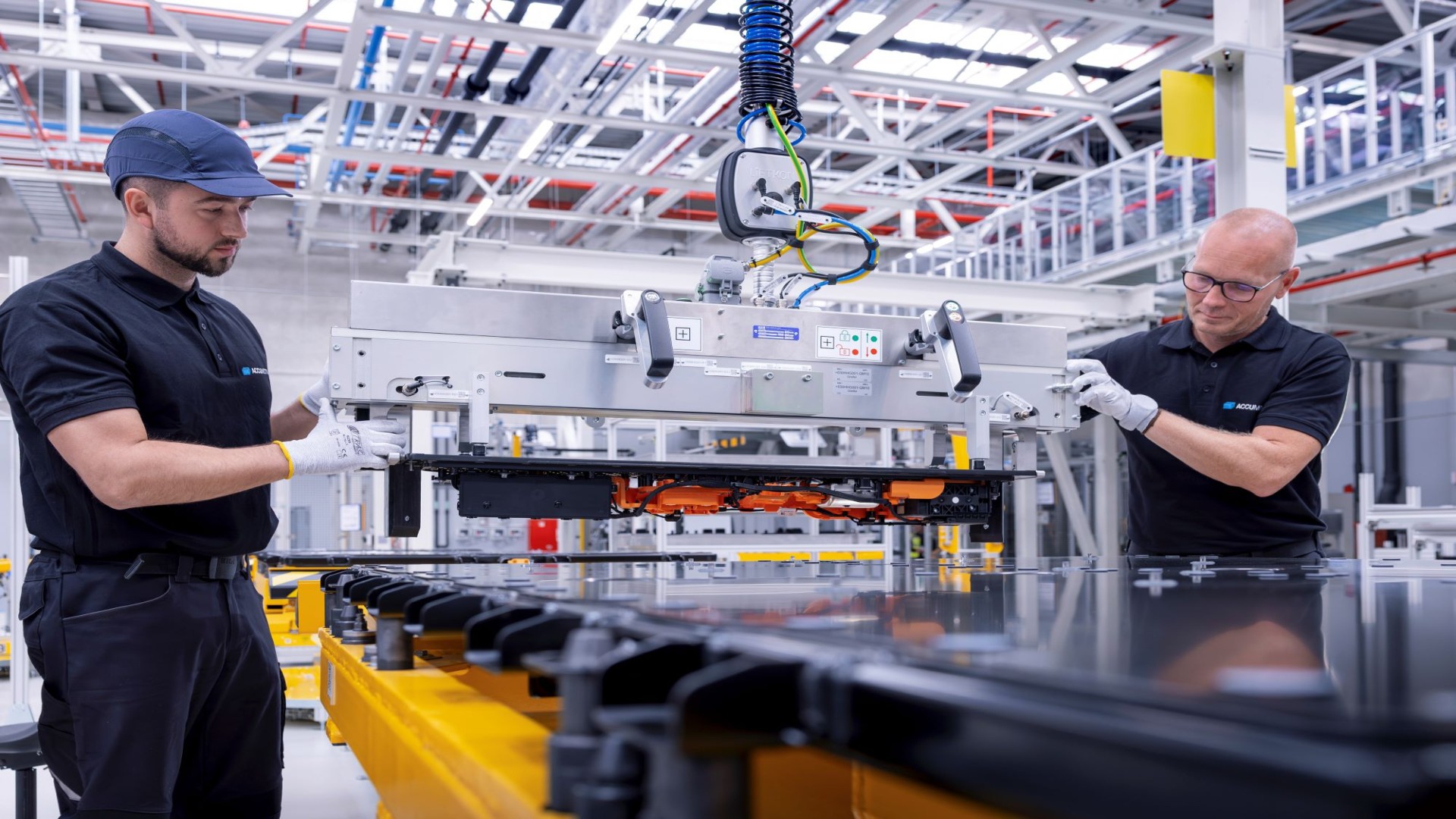 13 Jahre Erfahrung und mehr als 2 Millionen Batterien machen Kamenz zum Kompetenzzentrum des globalen Mercedes-Benz Batterie-Produktionsverbunds 