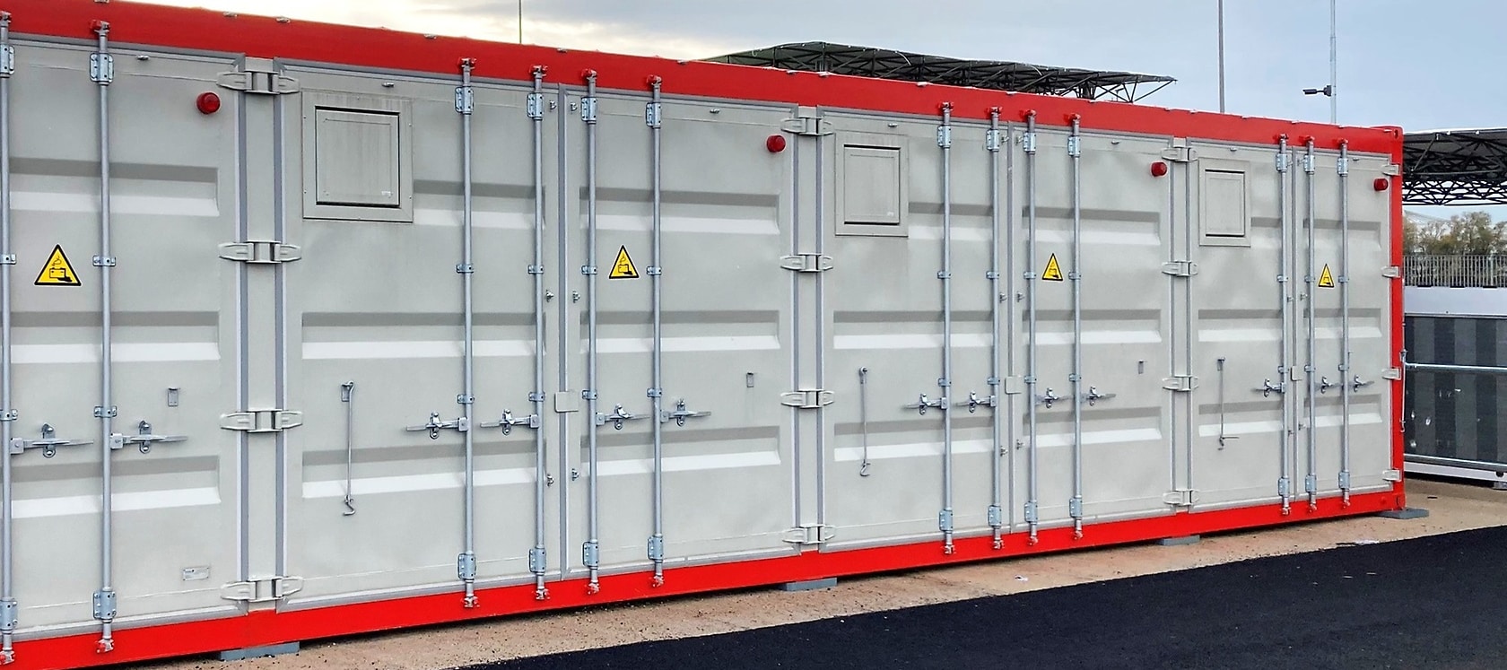Energy storage device for Fuimicino airport in Rome from reused vehicle batteries.