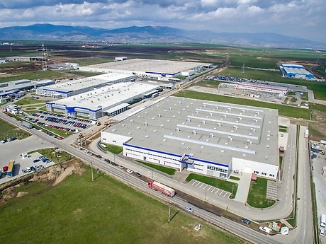 Mercedes-Benz subsidiary Star Assembly in Sebes (Romania).