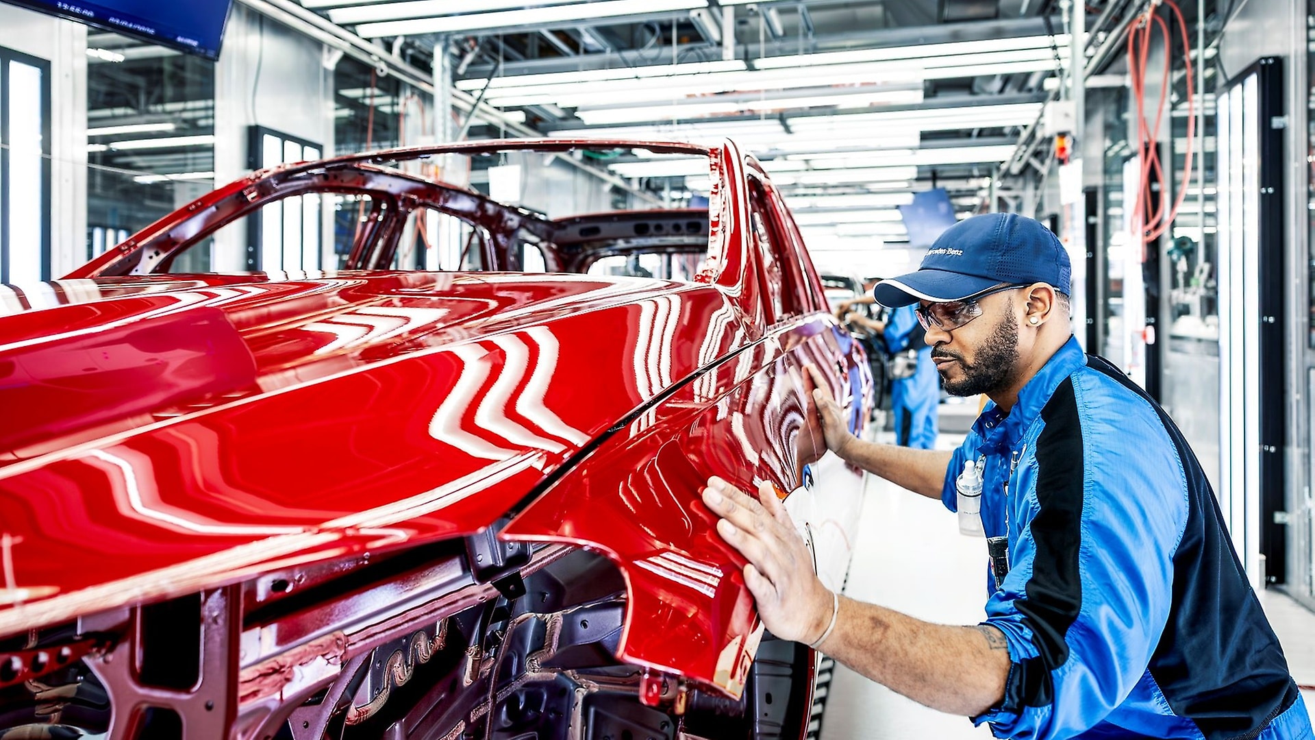 Der Bau des Werks wurde im Juli 1996 abgeschlossen, der Betrieb wurde im Januar 1997 aufgenommen. Die ersten dort montierten SUVs der M-Klasse gingen im September desselben Jahres in den USA in den Verkauf.