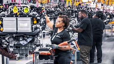 Die Mercedes-Benz U.S. International, Inc. (MBUSI) ist seit 1995 tätig und montiert SUVs sowohl für den US-amerikanischen als auch für den globalen Markt.