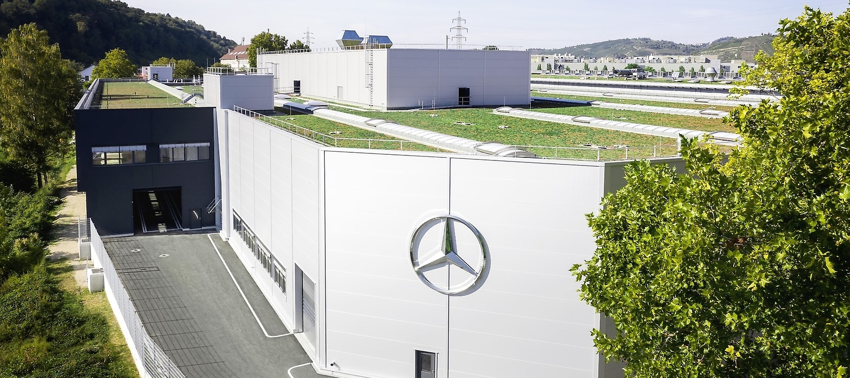 Mercedes-Benz Drive Systems Campus UT