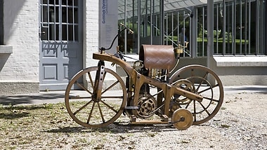 Daimler-Reitwagen von 1885.