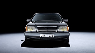 1991: Mercedes-Benz 600 SEL (W140).