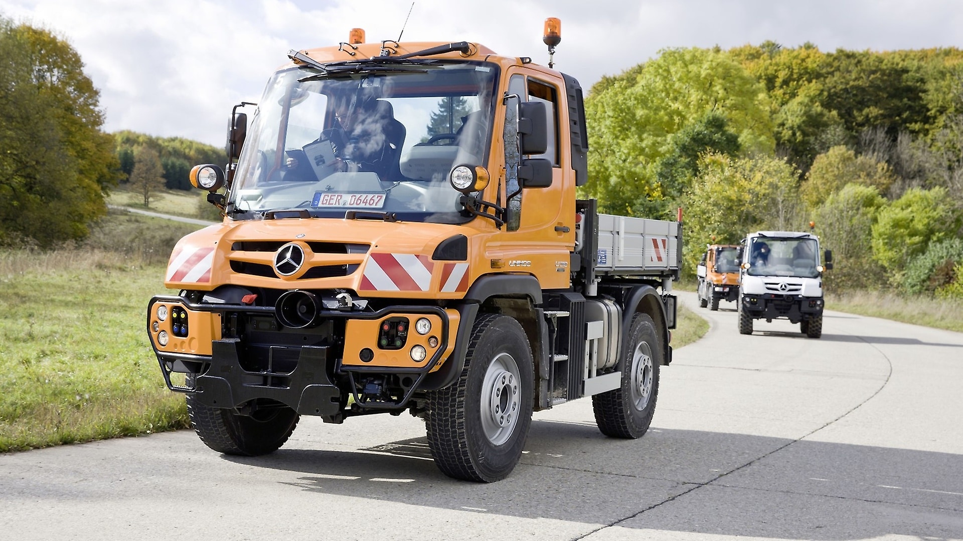 Мерседес Unimog u400