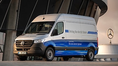 Jubiläums-Transporter: Der Mercedes-Benz Sprinter, hier die Elektro-Variante.