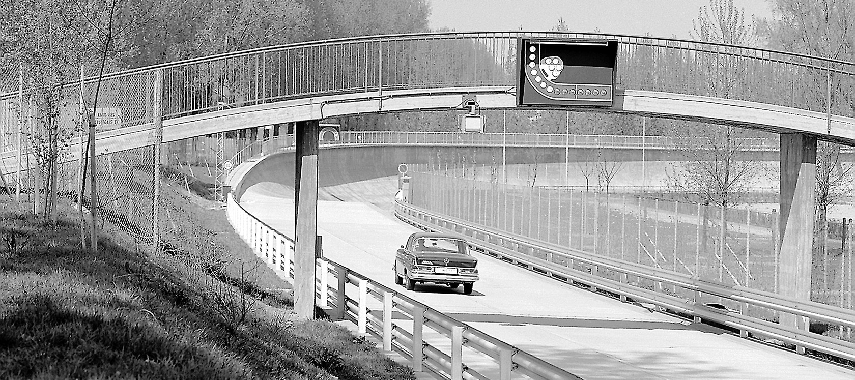 Das erweiterte Versuchsgelände (Einfahrbahn) in Untertürkheim, 1967.