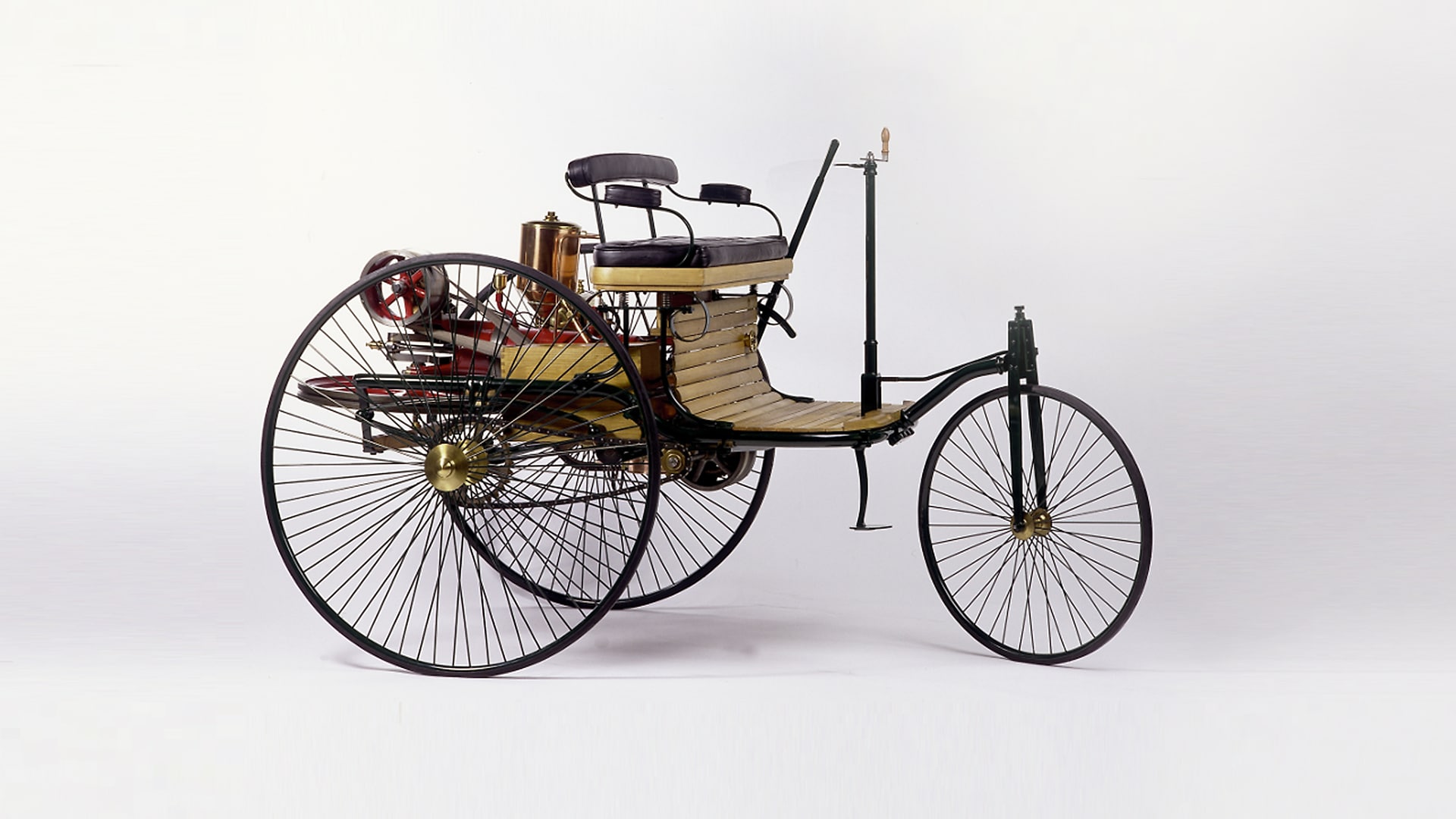 The world's first car: the patented motorised car from 1886.